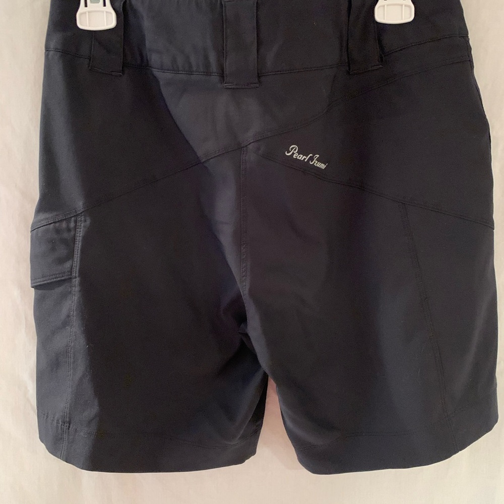 Pearl Izumi Women's Black Shorts small
